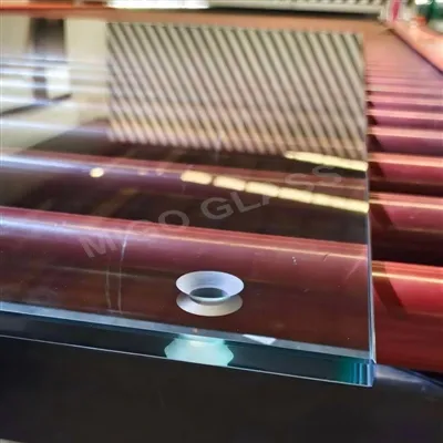 MIGO GLASS traite du verre trempé de 12 mm pour un client allemand